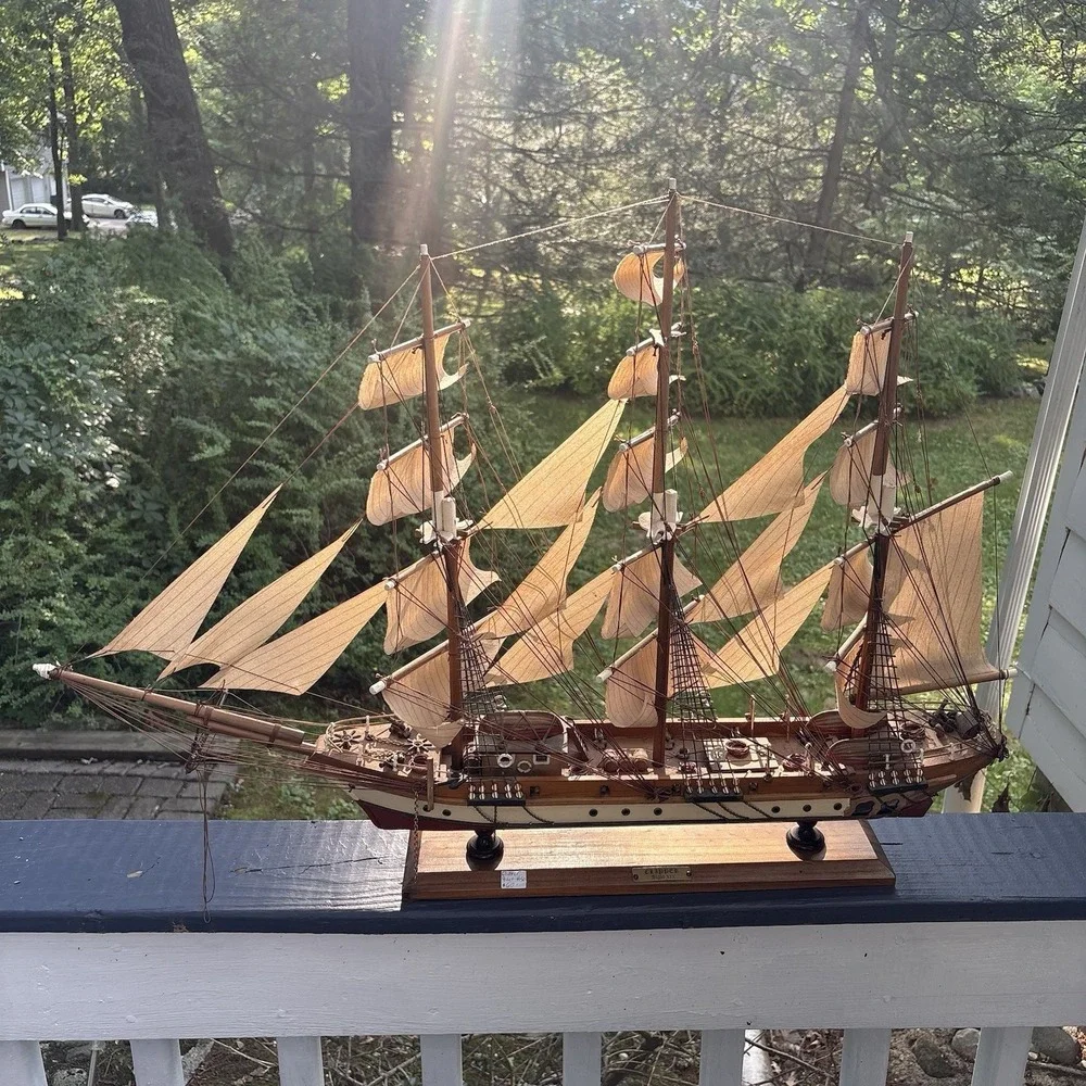 Vintage Wooden Clipper Ship Model Siglo XIX 24